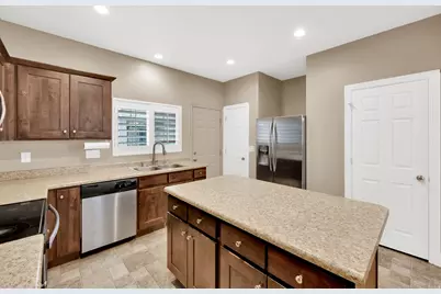 36 E Opequon Rd, Sandy, UT 84070 - Photo 17