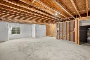 1653 W 2700 S, Syracuse, UT 84075 - Photo 17