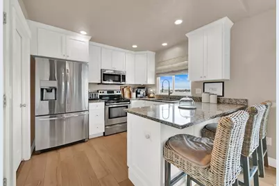 2681 E Clarkstone Dr, Eagle Mountain, UT 84005 - Photo 15