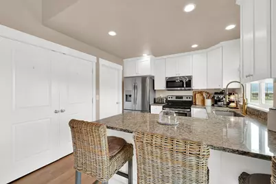 2681 E Clarkstone Dr, Eagle Mountain, UT 84005 - Photo 15