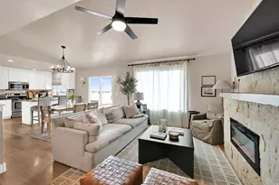 2681 E Clarkstone Dr, Eagle Mountain, UT 84005 - Photo 9