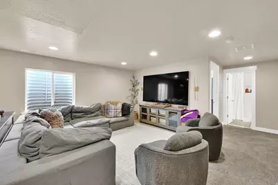 2681 E Clarkstone Dr, Eagle Mountain, UT 84005 - Photo 29