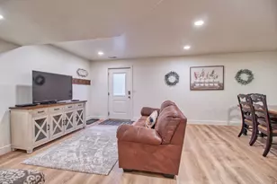 1663 N 980 W, Orem, UT 84057 - Photo 21
