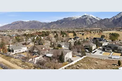 10868 S Prescott Dr E, Sandy, UT 84092 - Photo 105