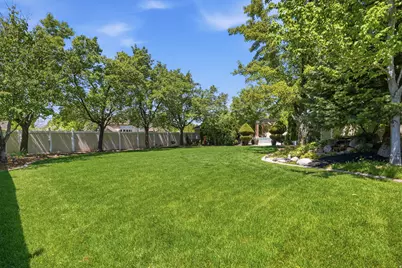 10868 S Prescott Dr E, Sandy, UT 84092 - Photo 97