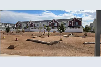 1052 E Regatta Ln, Saratoga Springs, UT 84045 - Photo 17