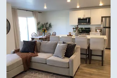 1052 E Regatta Ln, Saratoga Springs, UT 84045 - Photo 3