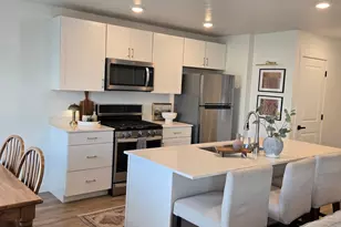 1052 E Regatta Ln, Saratoga Springs, UT 84045 - Photo 7