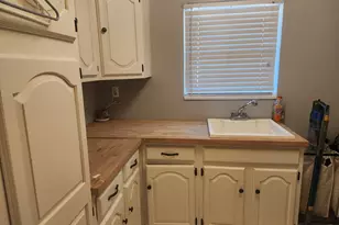 835 Essex Circle, Price, UT 84501 - Photo 9