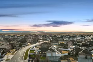 1302 S 4350 W, Syracuse, UT 84075 - Photo 51