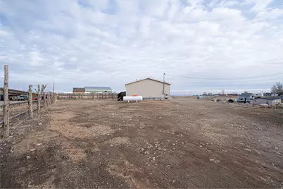 5065 S 3150 E, Vernal, UT 84078 - Photo 5