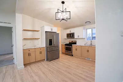 5065 S 3150 E, Vernal, UT 84078 - Photo 9