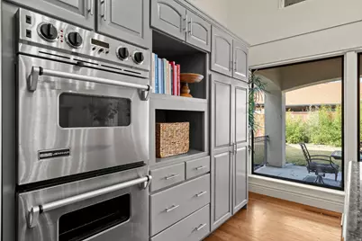 2765 E Blue Spruce Dr, Holladay, UT 84117 - Photo 33