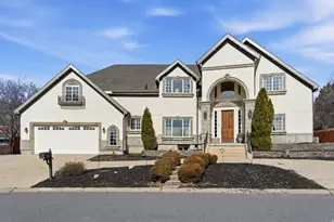 2765 E Blue Spruce Dr, Holladay, UT 84117 - Photo 3