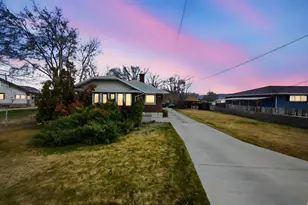 12341 S Redwood Rd, Riverton, UT 84065 - Photo 19