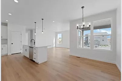 7624 S Clipper Hill Rd W #302, West Jordan, UT 84081 - Photo 11