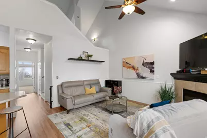 41 E 2200 S, Bountiful, UT 84010 - Photo 5