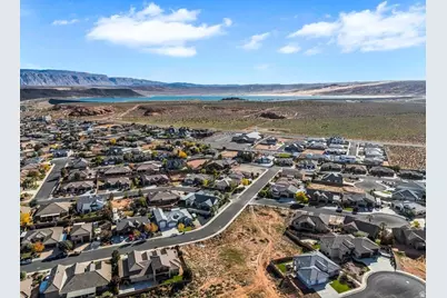 4286 W Lyle St, Hurricane, UT 84737 - Photo 9