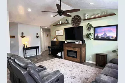 2147 E Shadow Dr, Eagle Mountain, UT 84005 - Photo 1