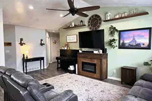 2147 E Shadow Dr, Eagle Mountain, UT 84005 - Photo 1