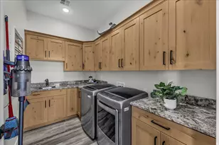 2723 E Briarwood Dr, Saint George, UT 84790 - Photo 25