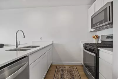 1036 E Scuttlebutt Ln #2055, Saratoga Springs, UT 84045 - Photo 9