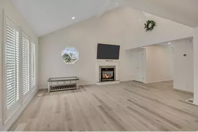 4194 S Caroleen Way E, Salt Lake City, UT 84124 - Photo 9