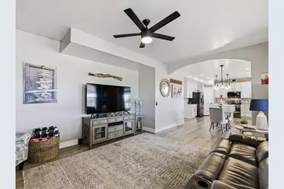 3546 Brookshire Dr, Syracuse, UT 84075 - Photo 13