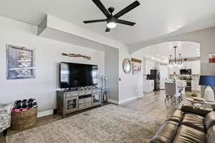 3546 Brookshire Dr, Syracuse, UT 84075 - Photo 13