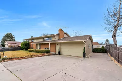 692 Juniper St, Pleasant Grove, UT 84062 - Photo 3