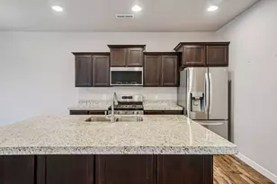 807 N Wellington Ct, North Salt Lake, UT 84054 - Photo 13