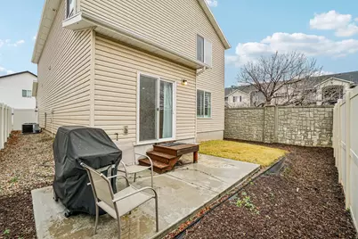 807 N Wellington Ct, North Salt Lake, UT 84054 - Photo 31