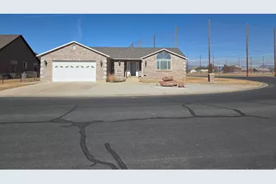 571 Areva Rd, Roosevelt, UT 84066 - Photo 1