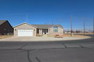 571 Areva Rd, Roosevelt, UT 84066 - Photo 1