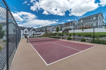 9270 N Scenic Mountain Dr, Eagle Mountain, UT 84005 - Photo 35