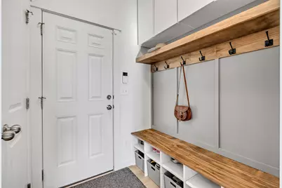 9270 N Scenic Mountain Dr, Eagle Mountain, UT 84005 - Photo 25