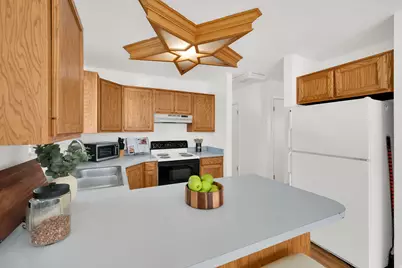 6796 S Cyclamen Dr, West Jordan, UT 84081 - Photo 7