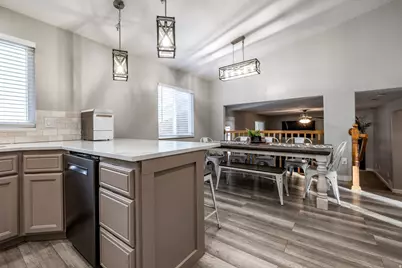 4793 S 3025 W, Roy, UT 84067 - Photo 9