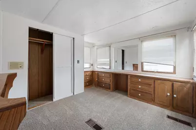 102 N 3910 W, Hurricane, UT 84737 - Photo 11