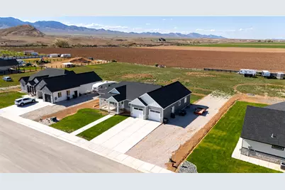 166 W 580 N, Redmond, UT 84652 - Photo 9