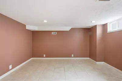 345 N Center St W, American Fork, UT 84003 - Photo 17