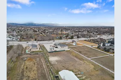 13567 S Redwood Rd, Riverton, UT 84065 - Photo 21