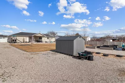 141 W 300 N, Gunnison, UT 84634 - Photo 43