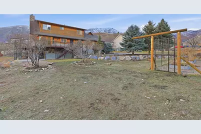 605 N Loafer Canyon Rd, Elk Ridge, UT 84651 - Photo 47
