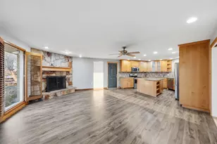 933 Northern Hills Cir, Bountiful, UT 84010 - Photo 23