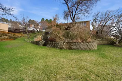 933 Northern Hills Cir, Bountiful, UT 84010 - Photo 15