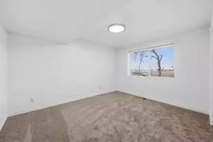 933 Northern Hills Cir, Bountiful, UT 84010 - Photo 39