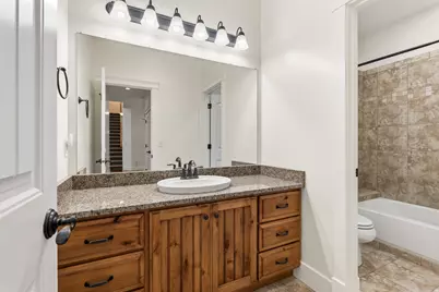 357 N 950 E, American Fork, UT 84003 - Photo 23