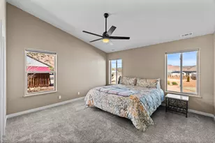 898 W Grand Canyon Dr, Kanab, UT 84741 - Photo 11