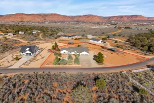 898 W Grand Canyon Dr, Kanab, UT 84741 - Photo 35